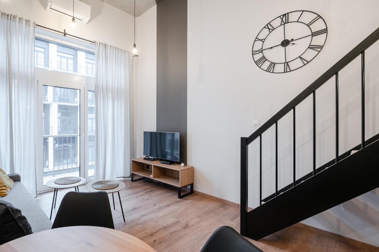 Rentplanet - Apartamenty Zarembowicza Wrocław Buitenkant foto
