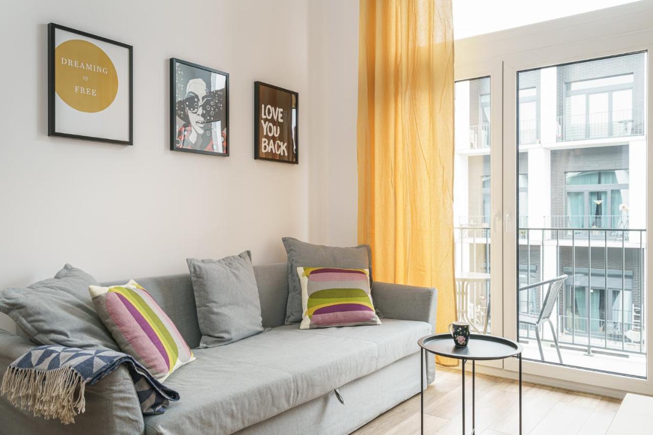 Rentplanet - Apartamenty Zarembowicza Wrocław Buitenkant foto