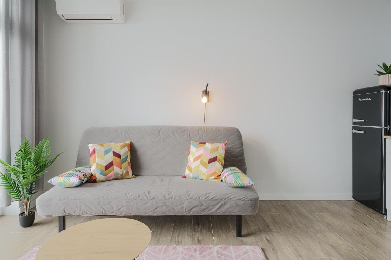 Rentplanet - Apartamenty Zarembowicza Wrocław Buitenkant foto