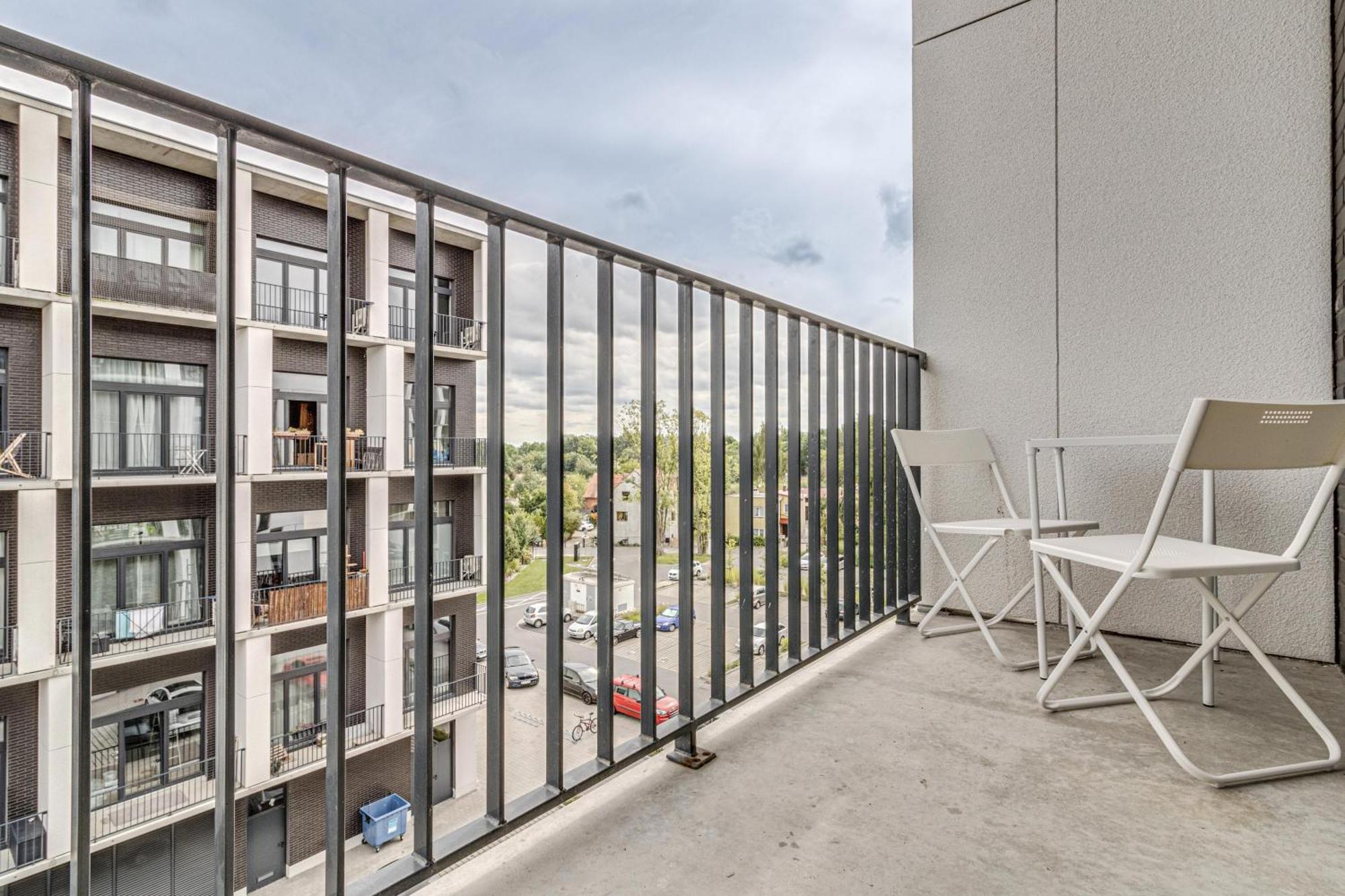Rentplanet - Apartamenty Zarembowicza Wrocław Buitenkant foto