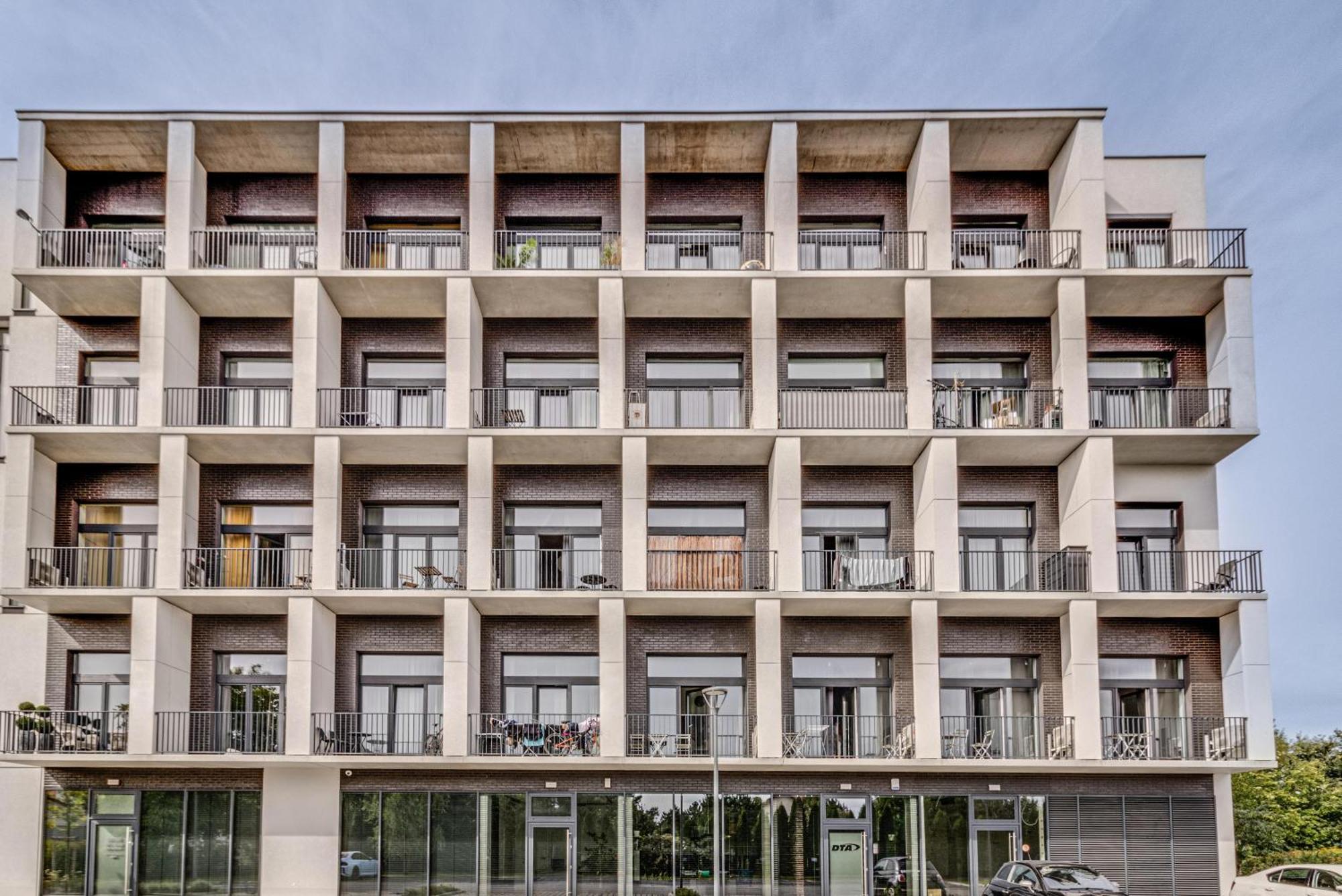 Rentplanet - Apartamenty Zarembowicza Wrocław Buitenkant foto