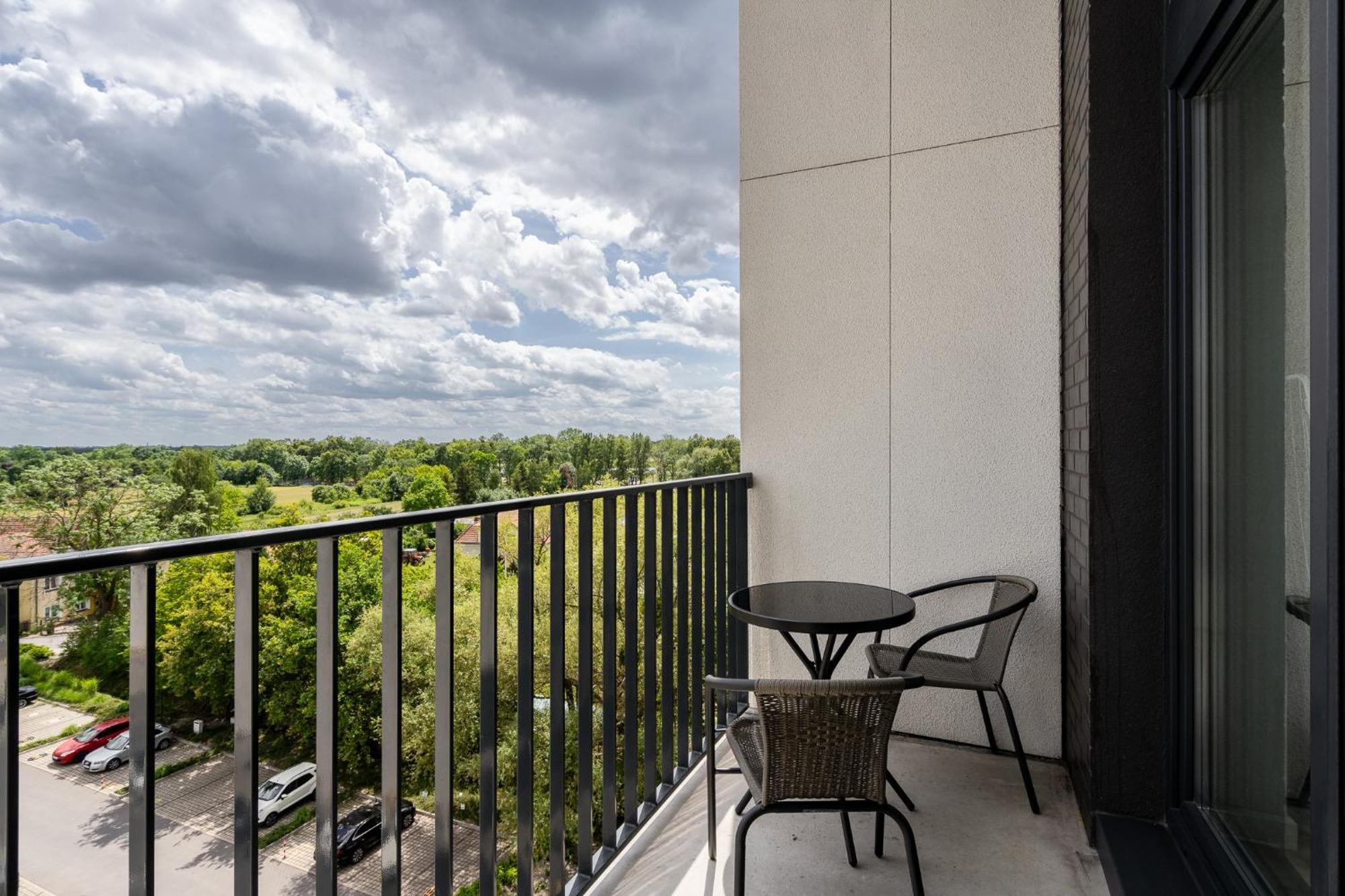 Rentplanet - Apartamenty Zarembowicza Wrocław Buitenkant foto